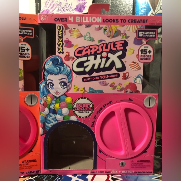 Capsule Chix Holo Glow & Sweet Circuits Collection - Picture 2 of 6